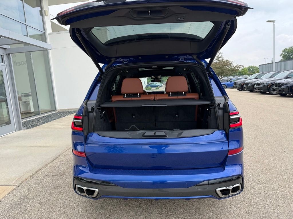 2026 BMW X7 M60i