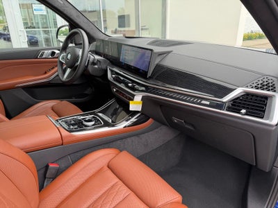 2026 BMW X7 M60i