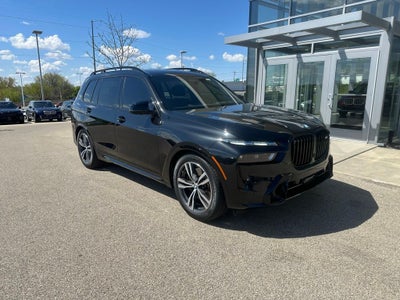 2025 BMW X7 M60i