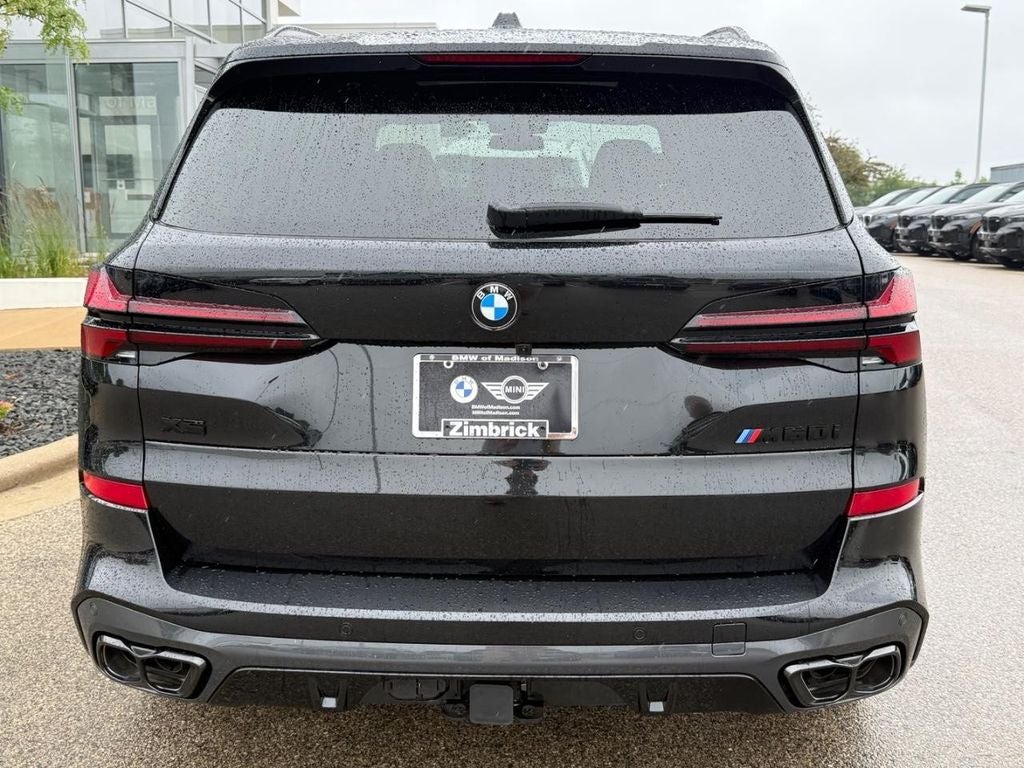 2025 BMW X5 M60i