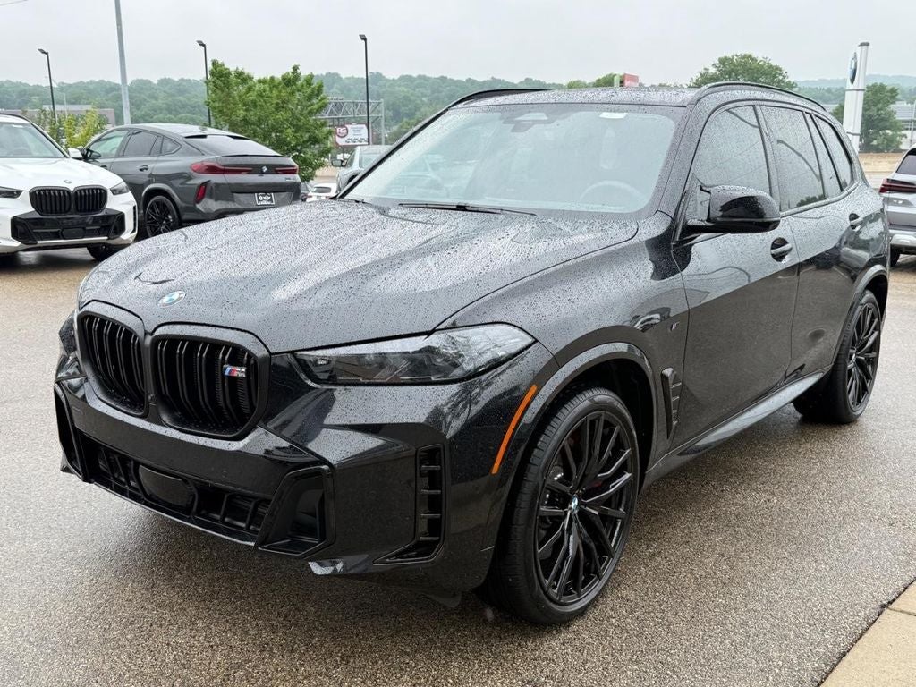 2025 BMW X5 M60i