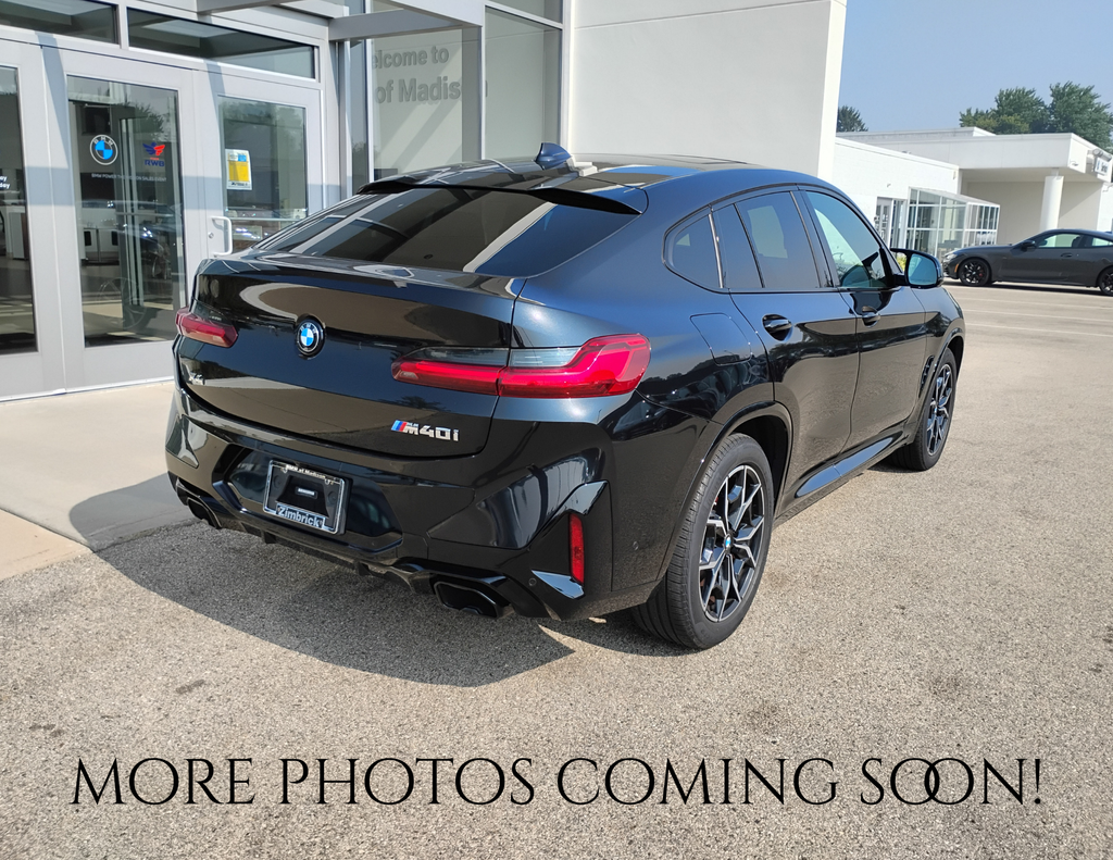 2023 BMW X4 M40i