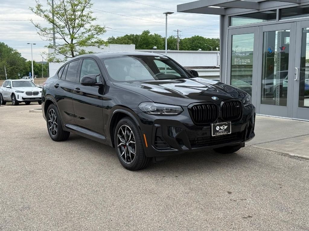 2025 BMW X4 M40i