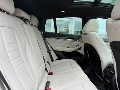 2025 BMW X4 M40i
