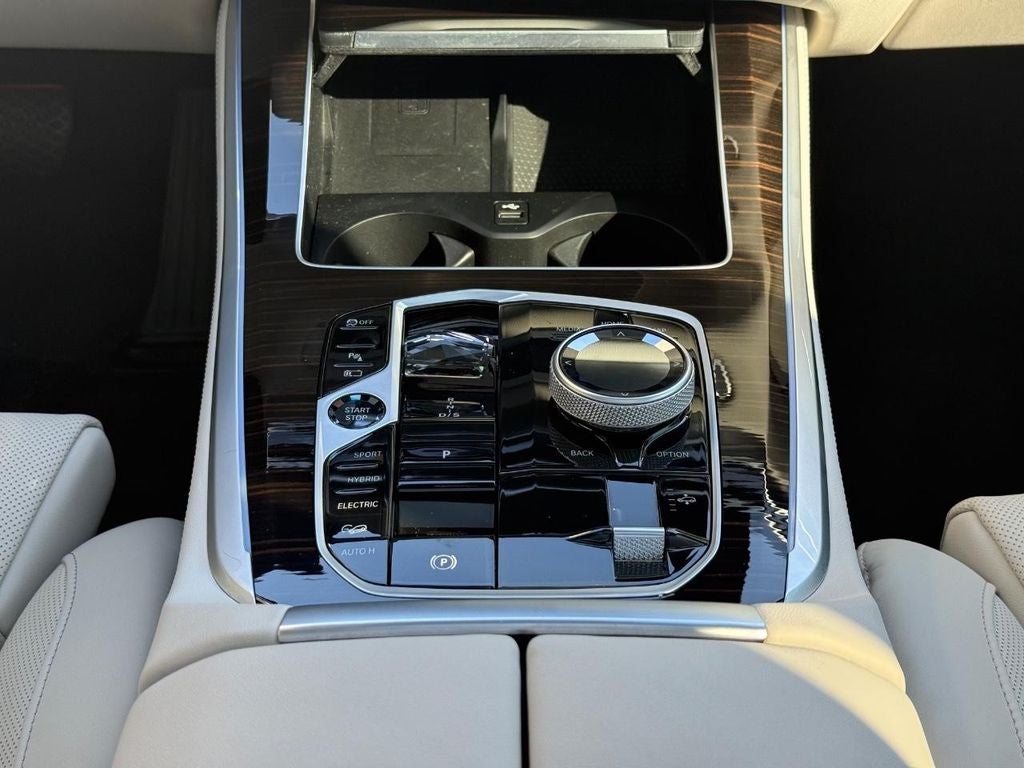 2025 BMW X5 xDrive50e