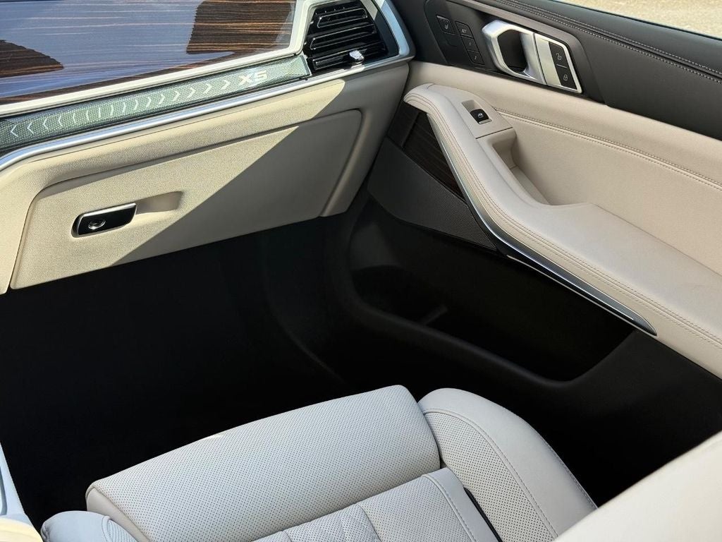 2025 BMW X5 xDrive50e