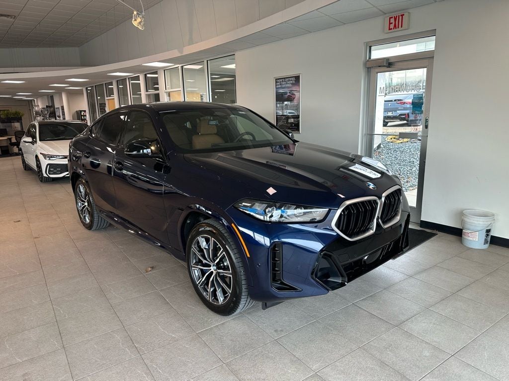 2025 BMW X6 M60i