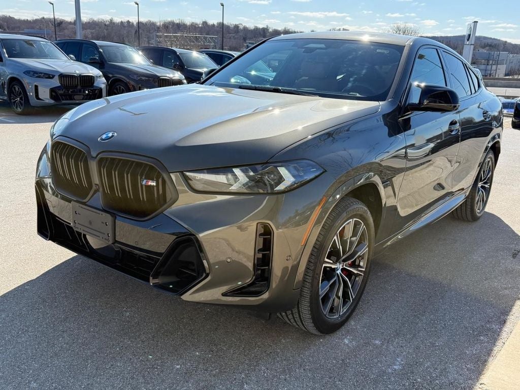 2025 BMW X6 M60i