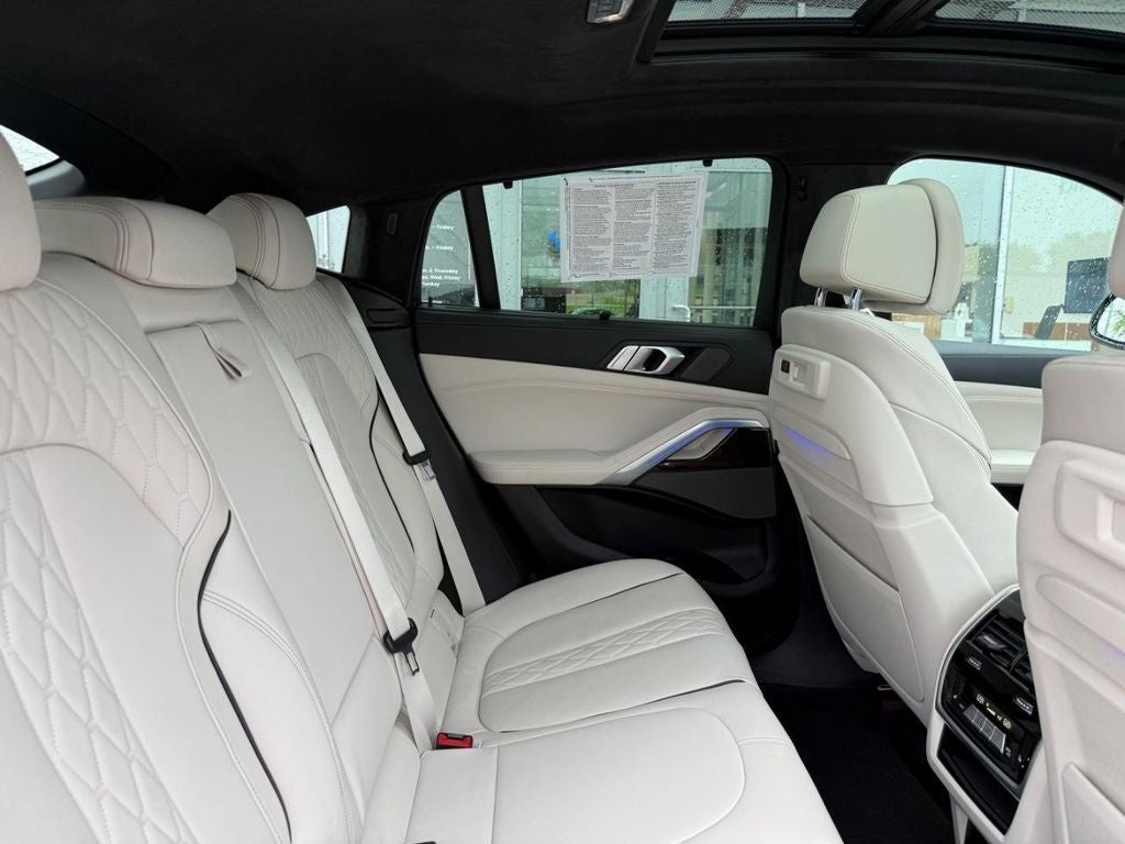 2021 BMW X6 xDrive40i