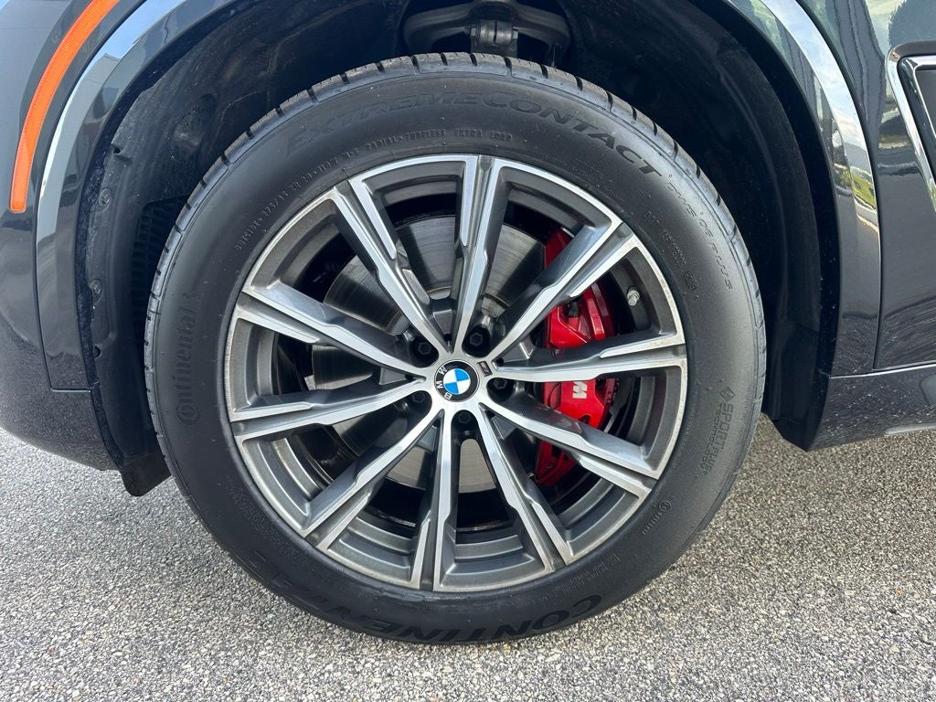 2022 BMW X5 M50i