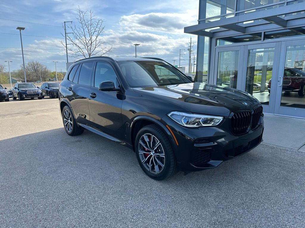 2022 BMW X5 M50i