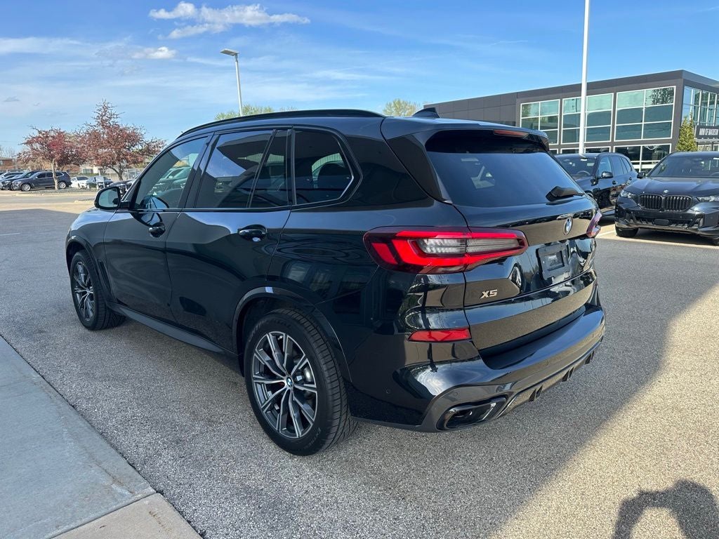 2022 BMW X5 M50i