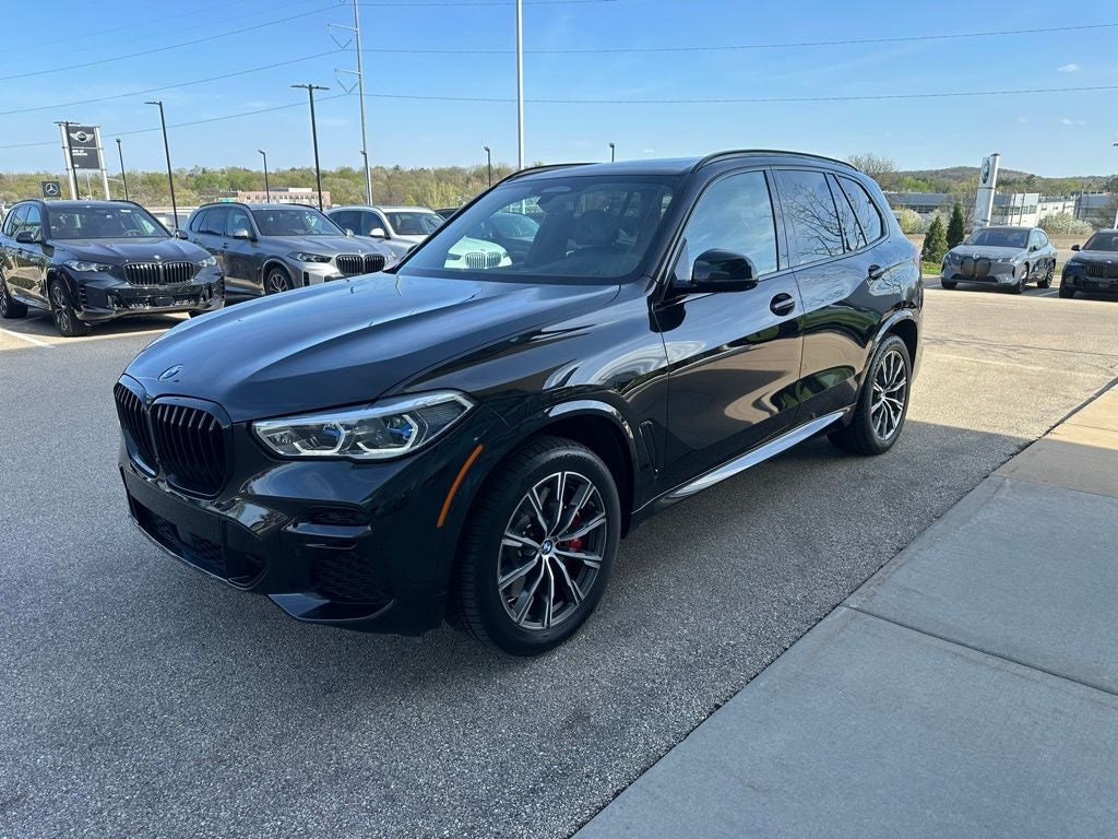 2022 BMW X5 M50i