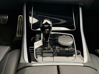 2022 BMW X5 M50i