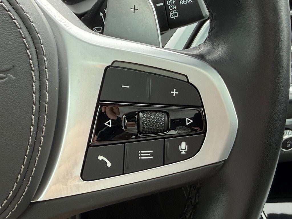 2022 BMW X5 M50i