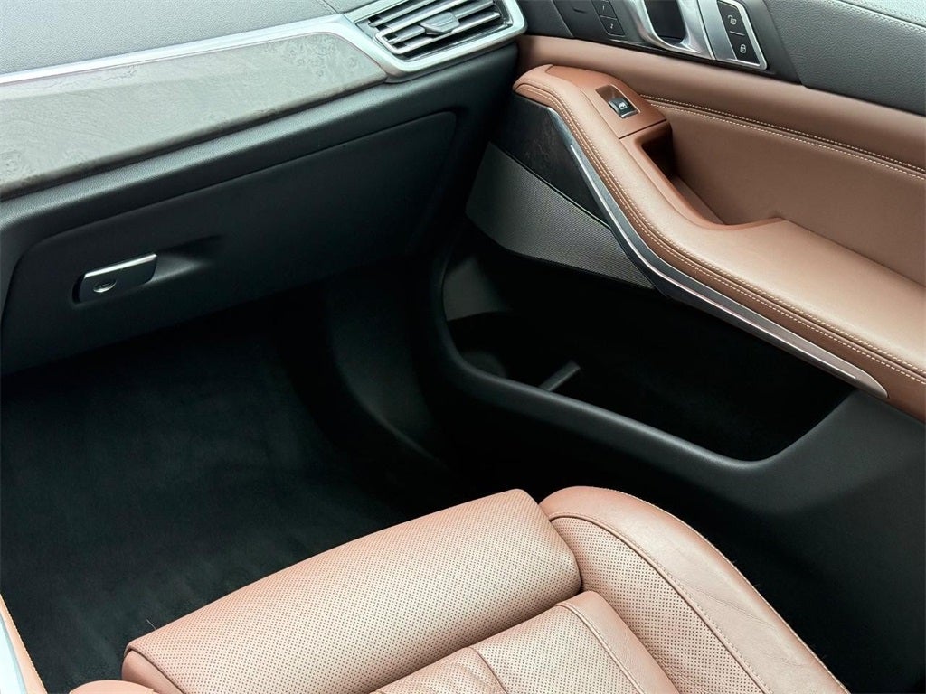 2023 BMW X5 xDrive45e