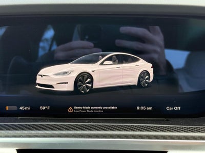 2022 Tesla Model S Plaid