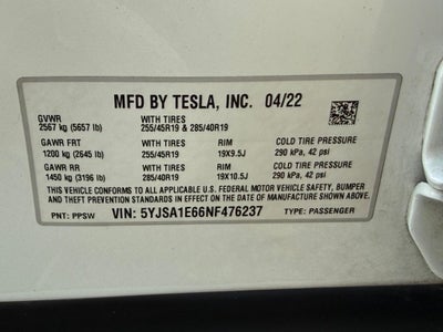 2022 Tesla Model S Plaid