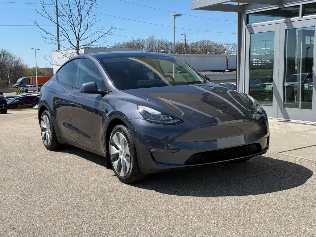 2022 Tesla Model Y Long Range