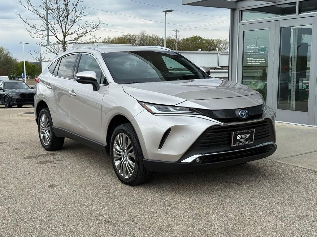 2023 Toyota Venza XLE