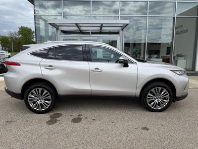 2023 Toyota Venza XLE