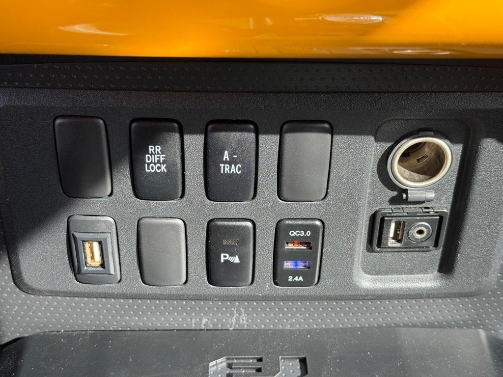 2007 Toyota FJ Cruiser Base