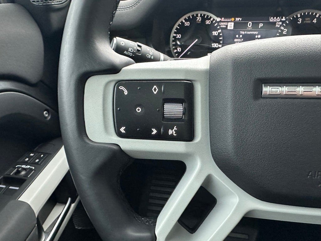 2023 Land Rover Defender 90 X-Dynamic SE