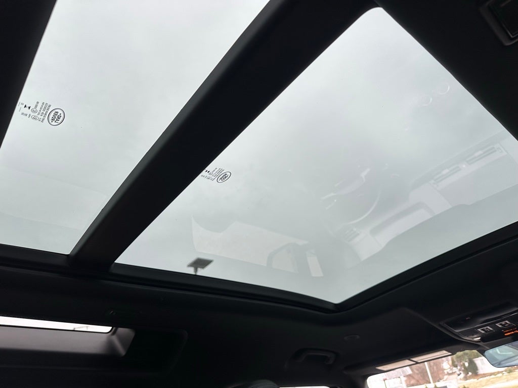 2023 Land Rover Defender 90 X-Dynamic SE