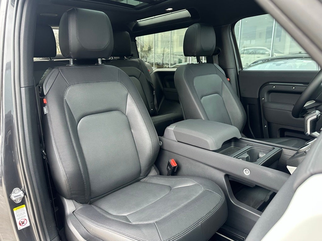 2023 Land Rover Defender 90 X-Dynamic SE