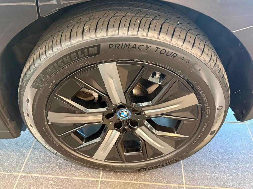 2024 BMW iX xDrive50