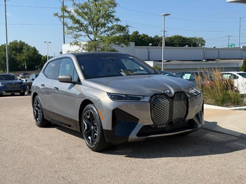 2025 BMW iX xDrive50