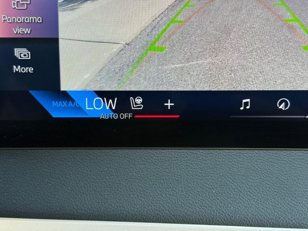 2025 BMW iX xDrive50