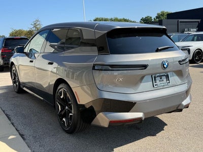 2025 BMW iX xDrive50