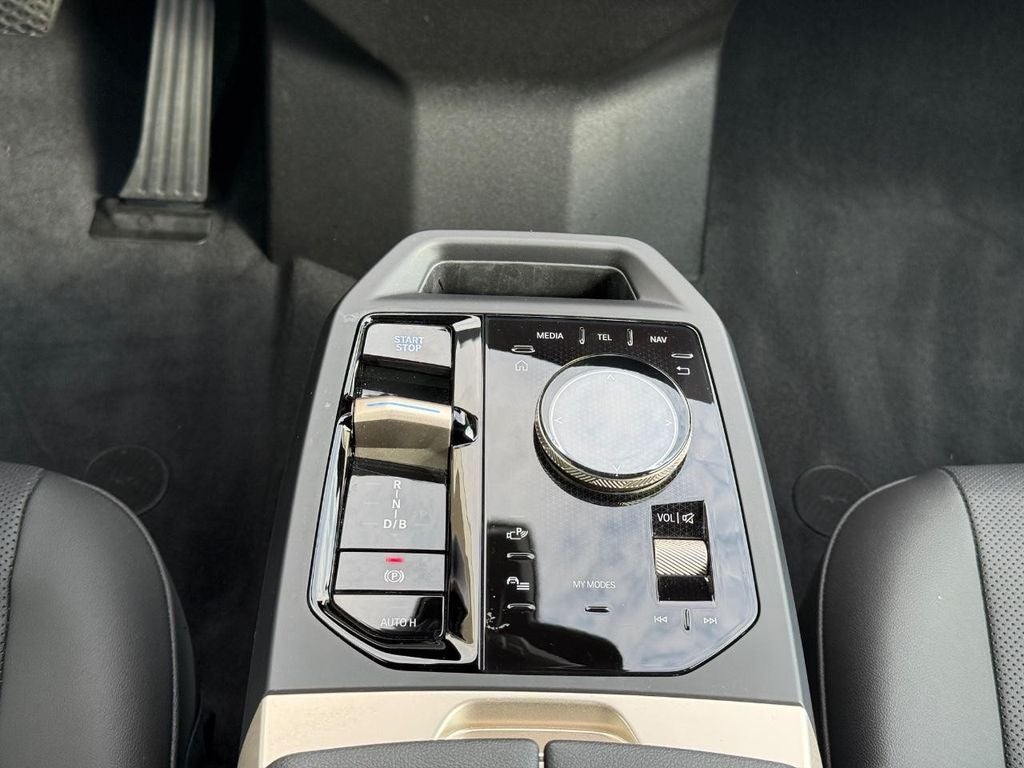 2024 BMW iX xDrive50