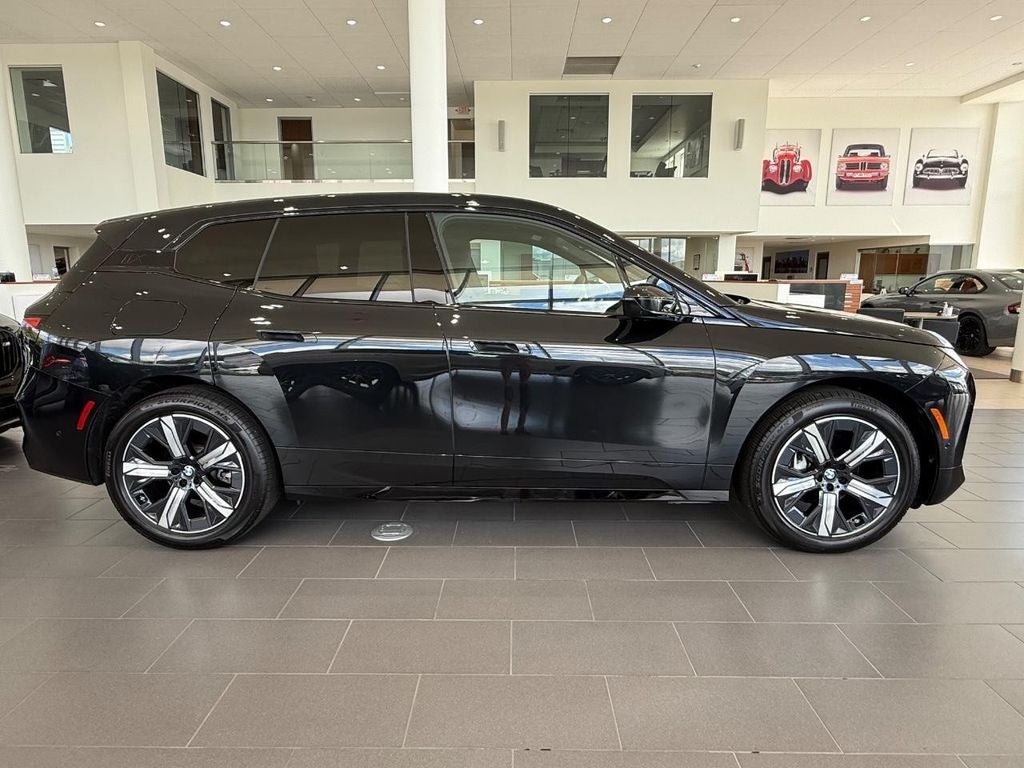 2026 BMW iX xDrive45