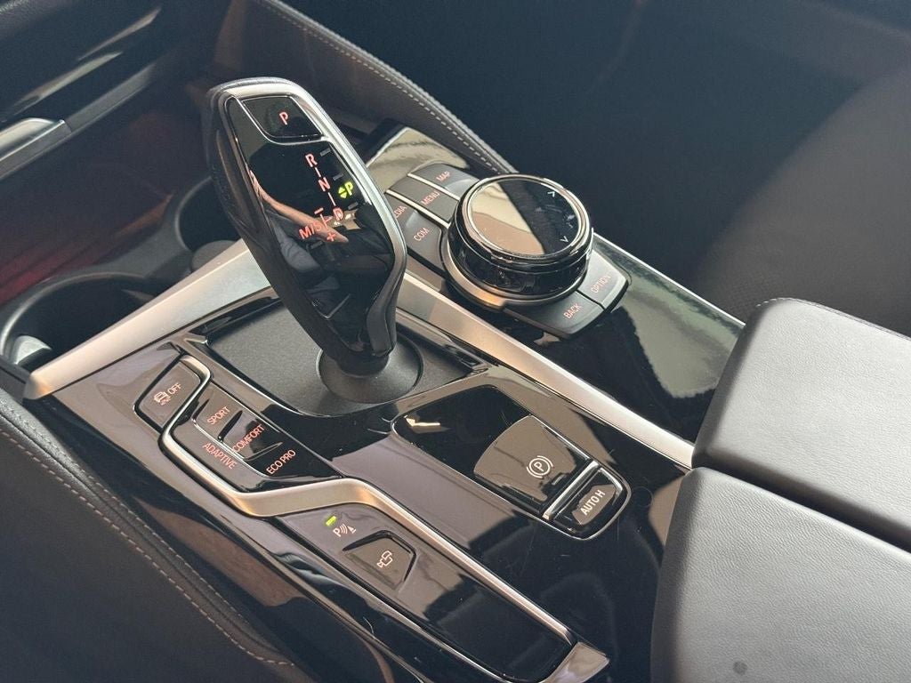 2022 BMW 5 Series M550i xDrive