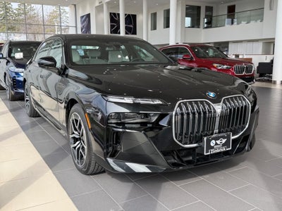 2025 BMW 7 Series 740i xDrive