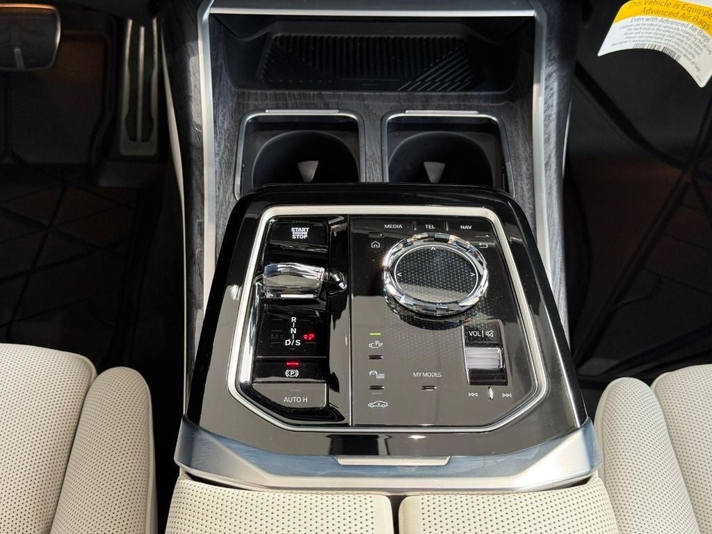 2025 BMW 7 Series 740i xDrive