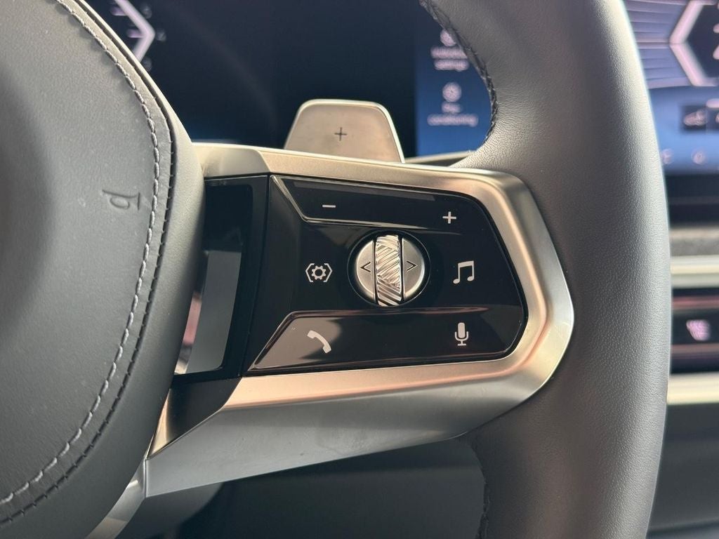 2025 BMW 7 Series 740i xDrive