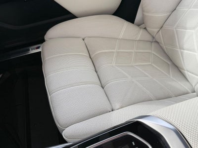 2025 BMW 7 Series 740i xDrive