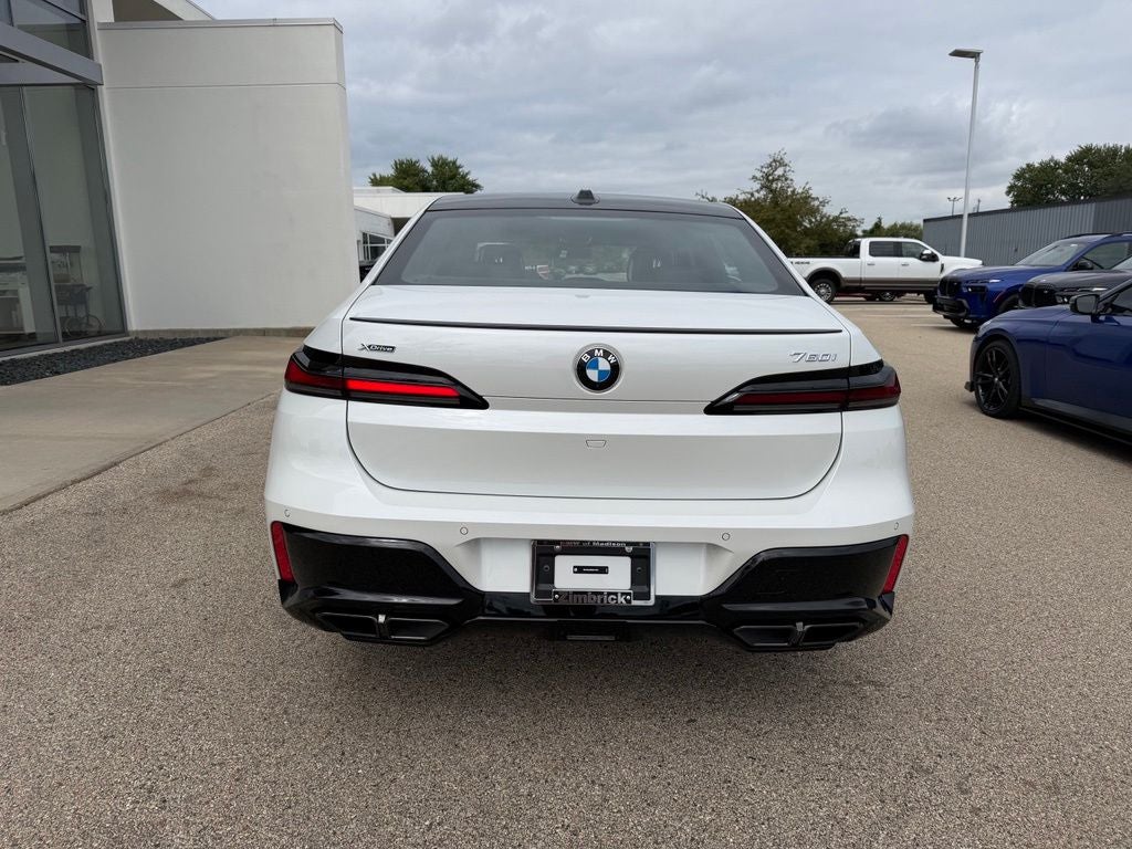 2025 BMW 7 Series 760i xDrive