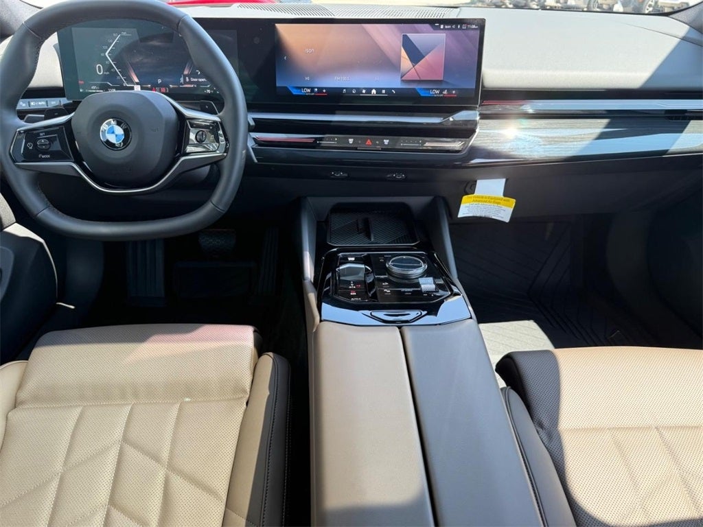 2025 BMW 5 Series 530i xDrive