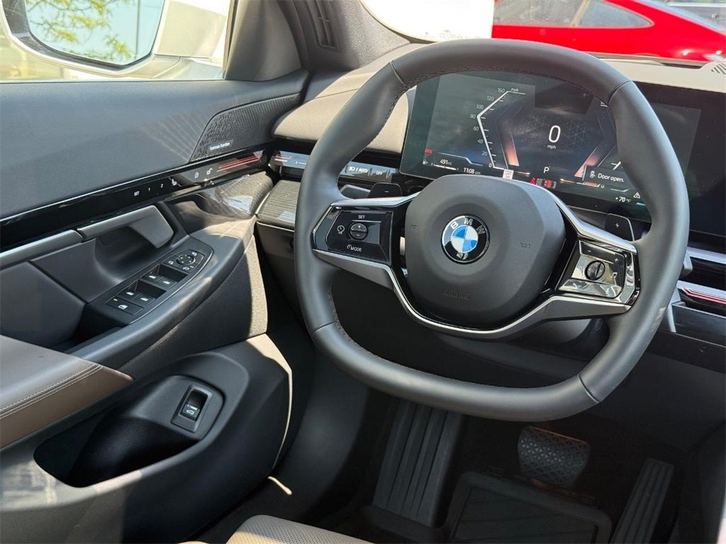 2025 BMW 5 Series 530i xDrive