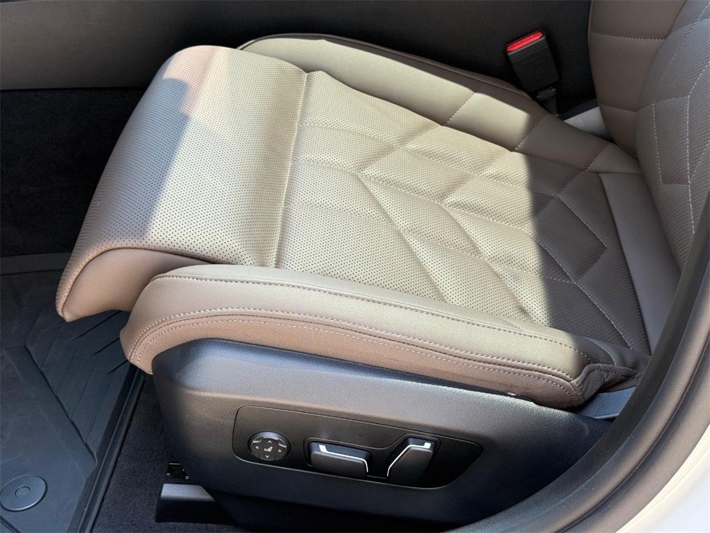 2025 BMW 5 Series 530i xDrive