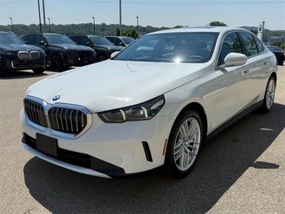 2025 BMW 5 Series 530i xDrive