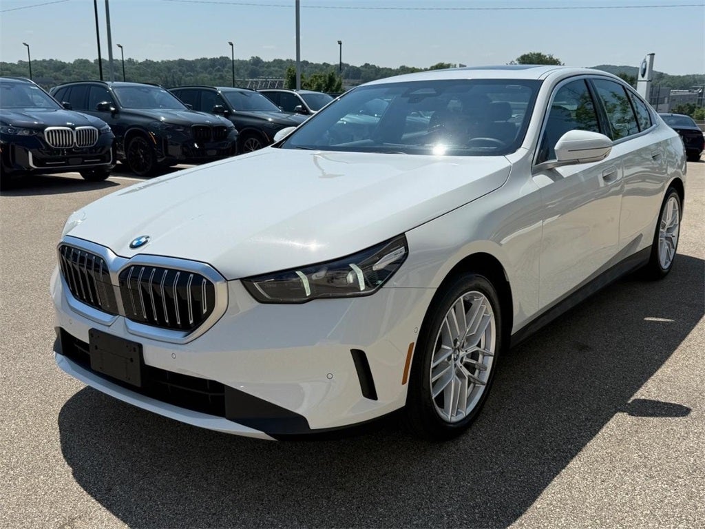 2025 BMW 5 Series 530i xDrive