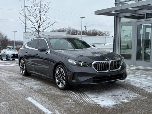 2025 BMW 5 Series 540i xDrive