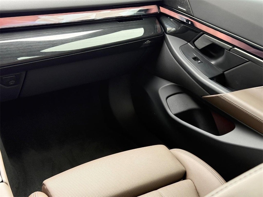 2025 BMW 5 Series 540i xDrive