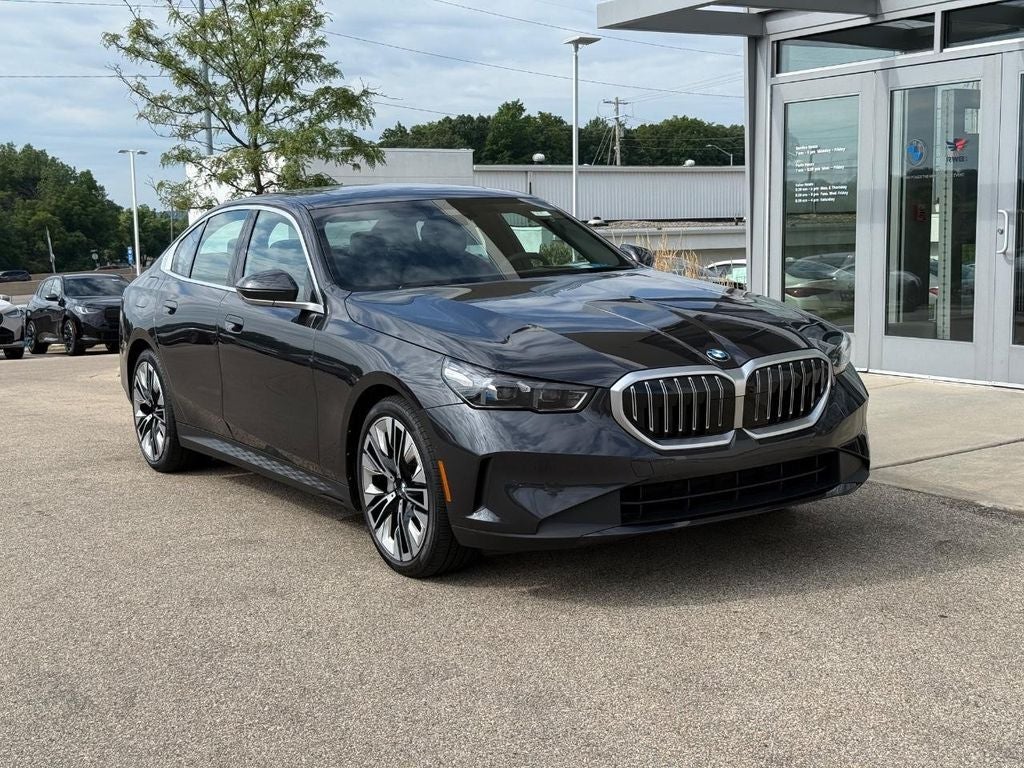 2026 BMW 5 Series 540i xDrive