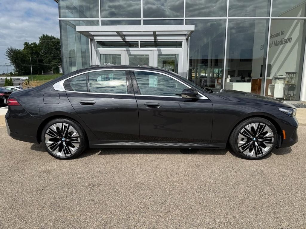 2026 BMW 5 Series 540i xDrive